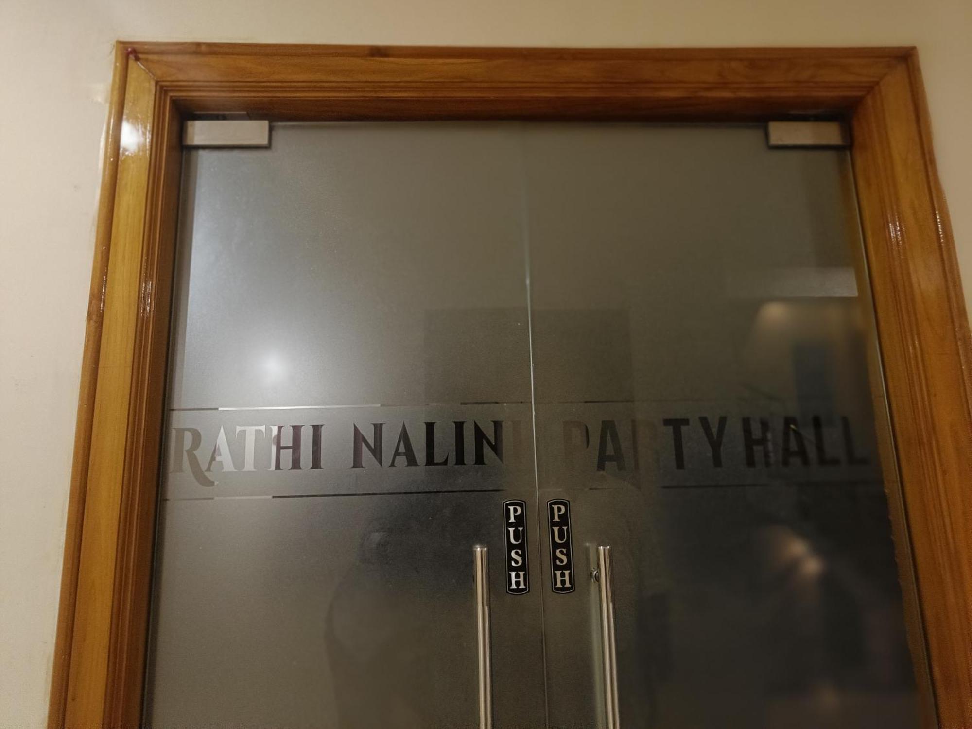 Hotel Radhma Residency Удипи Экстерьер фото
