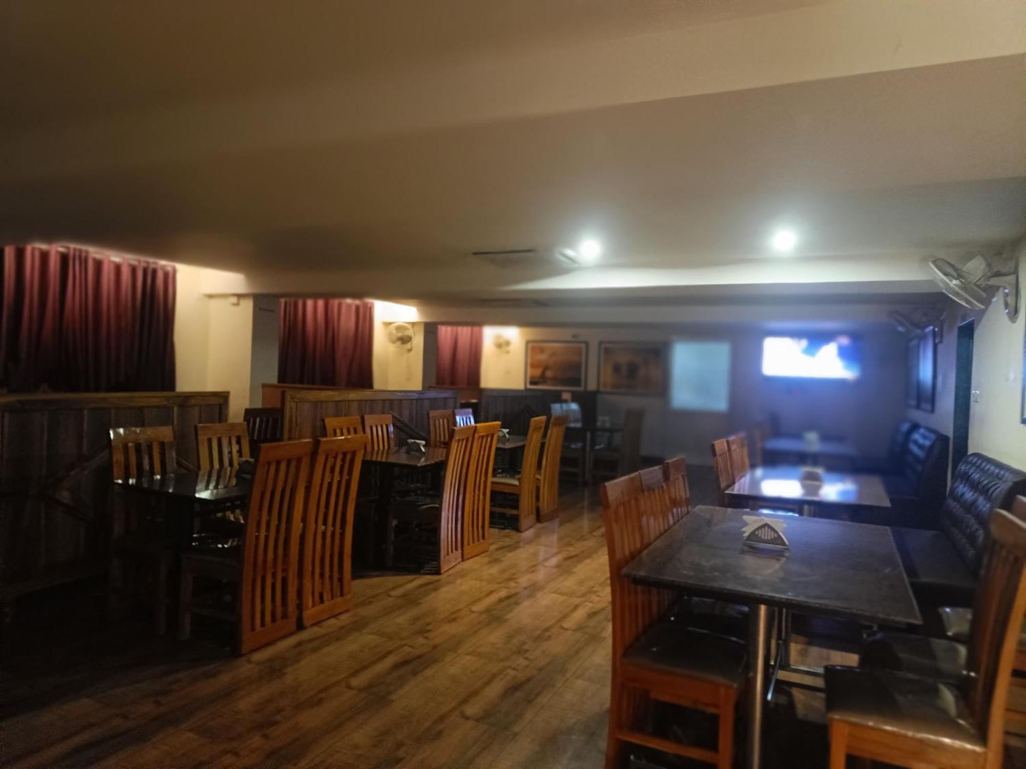 Hotel Radhma Residency Удипи Экстерьер фото